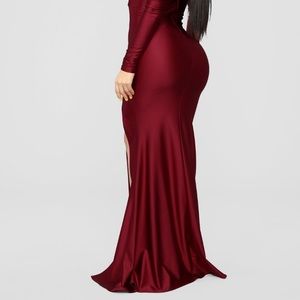 Burgundy dress brand new